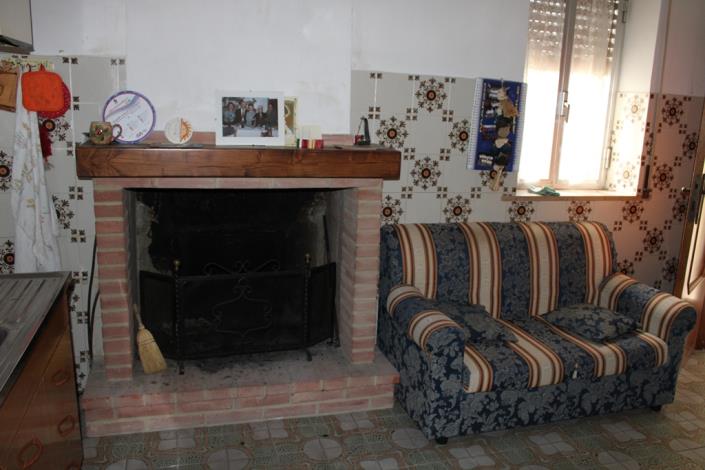 Image No.8-3 Bed Semi-Detached for sale