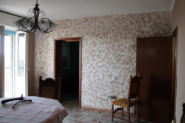 Image No.3-6 Bed Semi-Detached for sale