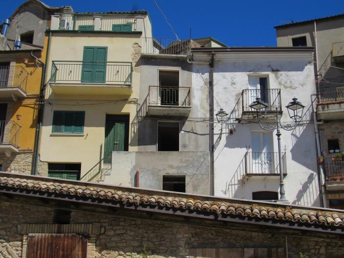 Image No.3-2 Bed Townhouse for sale