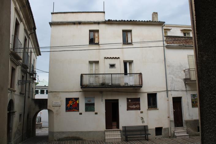 Image No.3-4 Bed Townhouse for sale