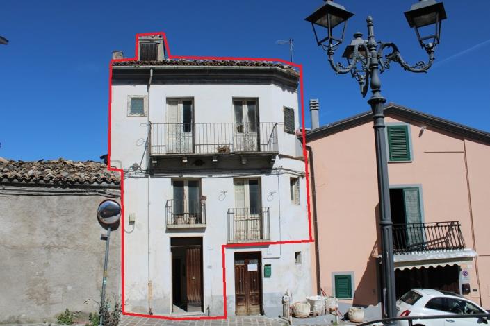 Image No.4-3 Bed Townhouse for sale