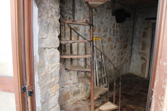 Image No.10-1 Bed Townhouse for sale