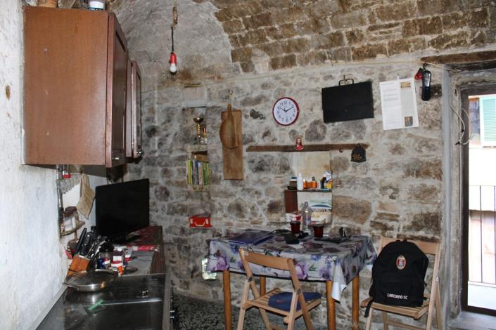 Image No.21-1 Bed Townhouse for sale