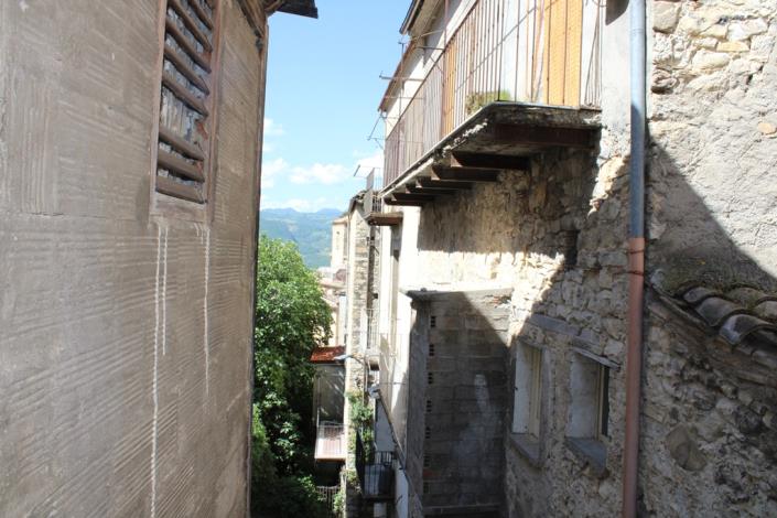 Image No.29-1 Bed Townhouse for sale