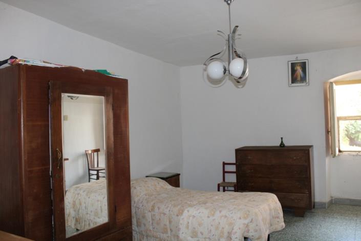 Image No.4-3 Bed Townhouse for sale