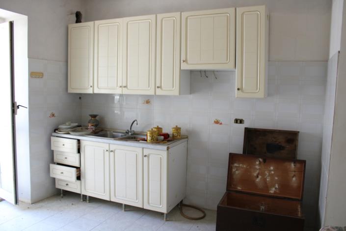 Image No.14-6 Bed Townhouse for sale