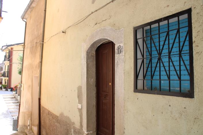 Image No.14-1 Bed Townhouse for sale