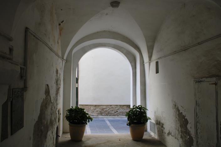 Image No.6-2 Bed Townhouse for sale