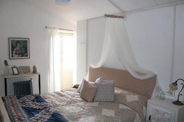 Image No.6-2 Bed Townhouse for sale