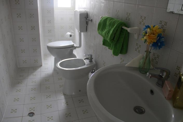 Image No.10-2 Bed Townhouse for sale