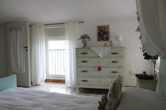 Image No.11-2 Bed Townhouse for sale