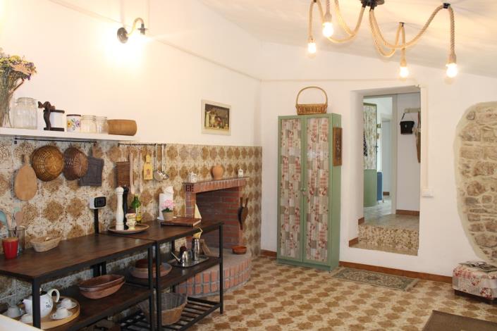 Image No.16-2 Bed Townhouse for sale