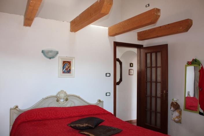 Image No.7-2 Bed Townhouse for sale