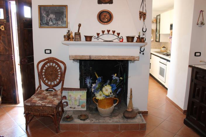 Image No.15-2 Bed Townhouse for sale