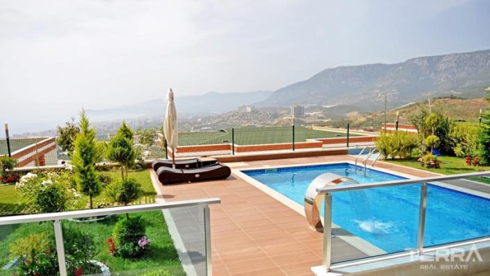 Image No.4-Maison / Villa de 4 chambres à vendre à Alanya