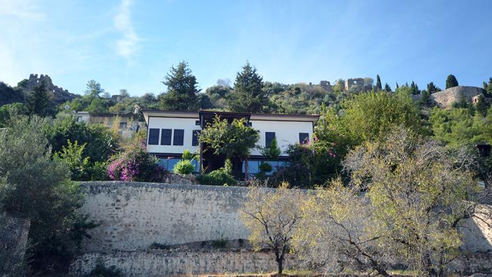 Image No.9-3 Bed Mansion for sale