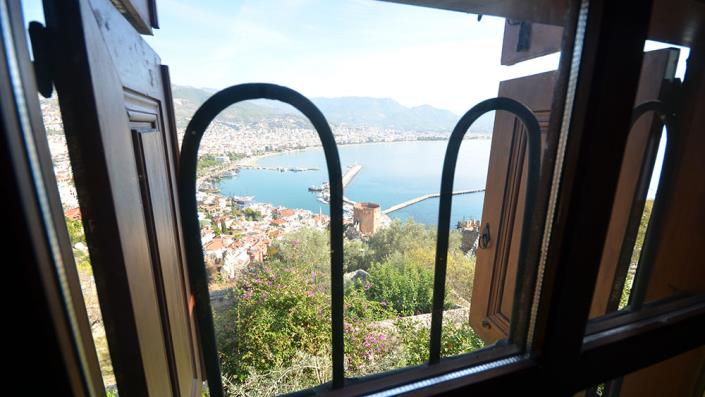 Image No.16-3 Bed Mansion for sale