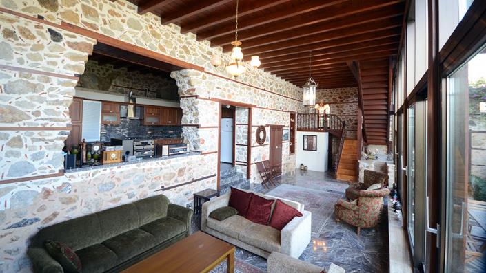 Image No.18-3 Bed Mansion for sale