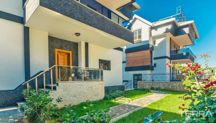 Image No.5-6 Bed House/Villa for sale