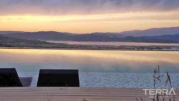 Image No.9-3 Bed Apartment for sale