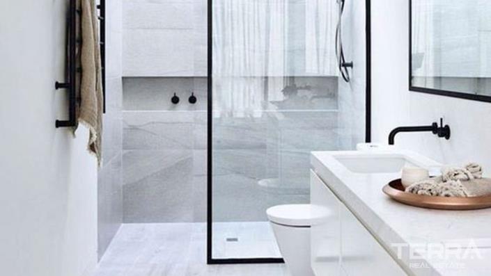 Image No.25-3 Bed Apartment for sale