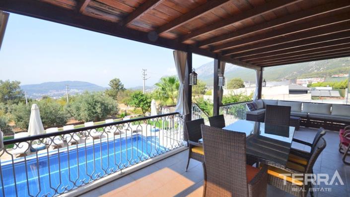 Image No.13-4 Bed Villa / Detached for sale