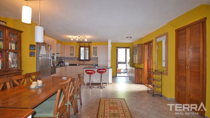 Image No.14-4 Bed Villa / Detached for sale