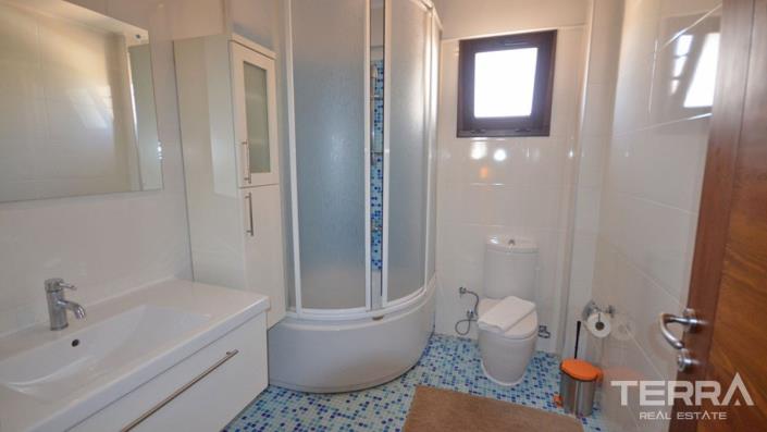 Image No.33-4 Bed Villa / Detached for sale