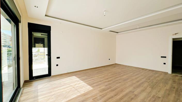 Image No.24-2 Bed Apartment for sale