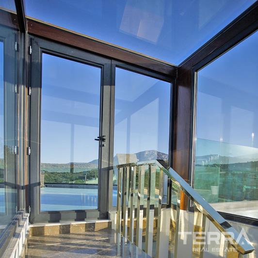 Image No.10-6 Bed Villa / Detached for sale