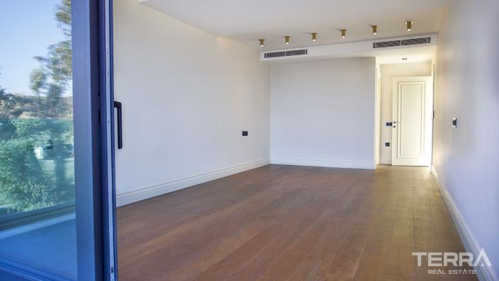 Image No.17-6 Bed Villa / Detached for sale