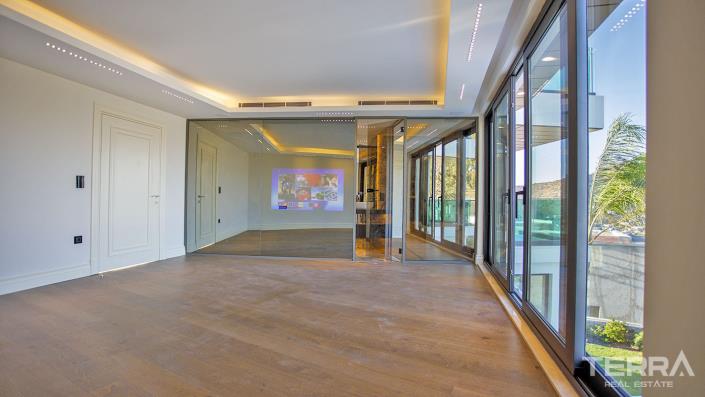 Image No.14-6 Bed Villa / Detached for sale