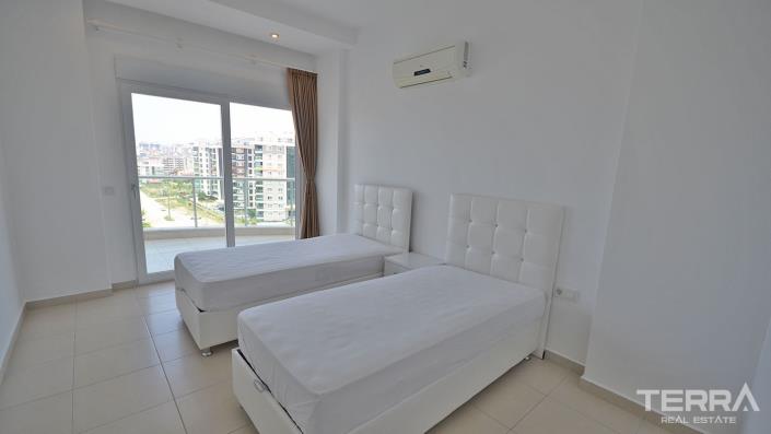 Image No.12-2 Bed Apartment for sale