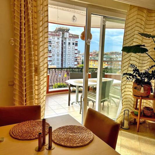 Image No.17-3 Bed Apartment for sale