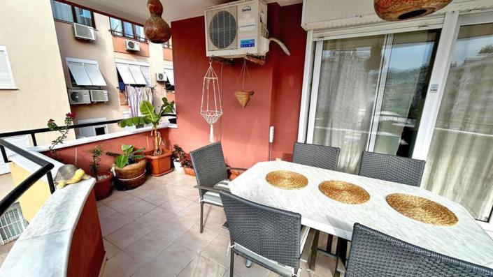 Image No.18-3 Bed Apartment for sale