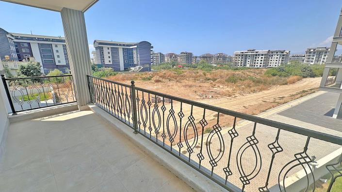 Image No.17-2 Bed Apartment for sale