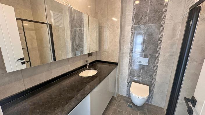 Image No.13-2 Bed Apartment for sale