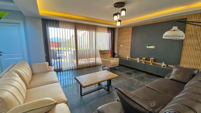 Image No.12-Villa / Détaché de 4 chambres à vendre à Hisaronu