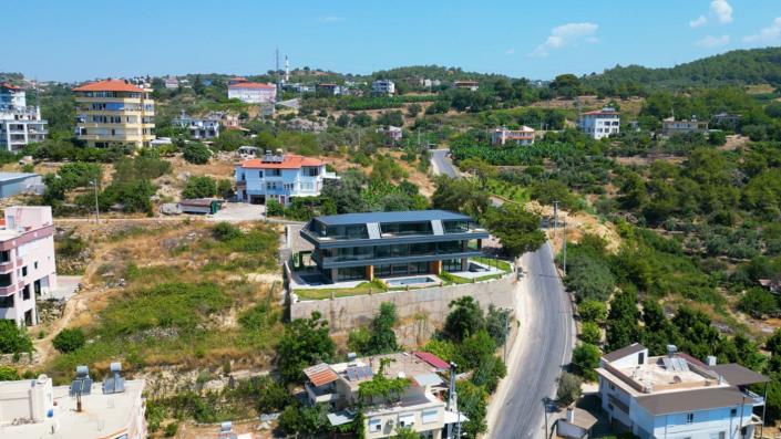 Image No.4-4 Bed Semi-Detached for sale