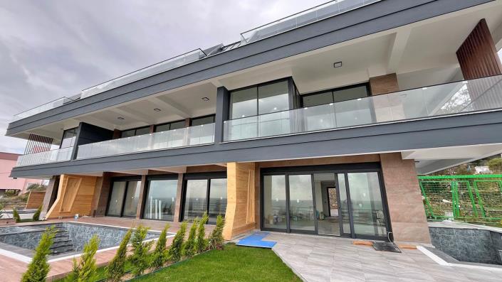 Image No.7-4 Bed Semi-Detached for sale