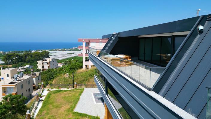 Image No.9-4 Bed Semi-Detached for sale