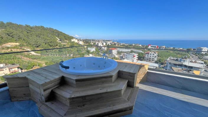 Image No.10-4 Bed Semi-Detached for sale