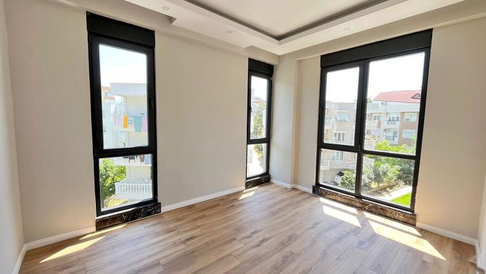 Image No.21-1 Bed Apartment for sale