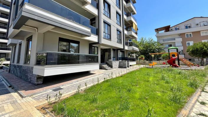 Image No.10-1 Bed Apartment for sale