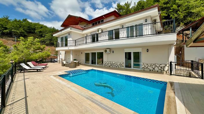 Image No.1-Villa / Détaché de 4 chambres à vendre à Çiplakli