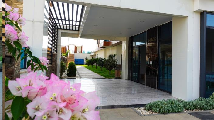 Image No.8-2 Bed Apartment for sale