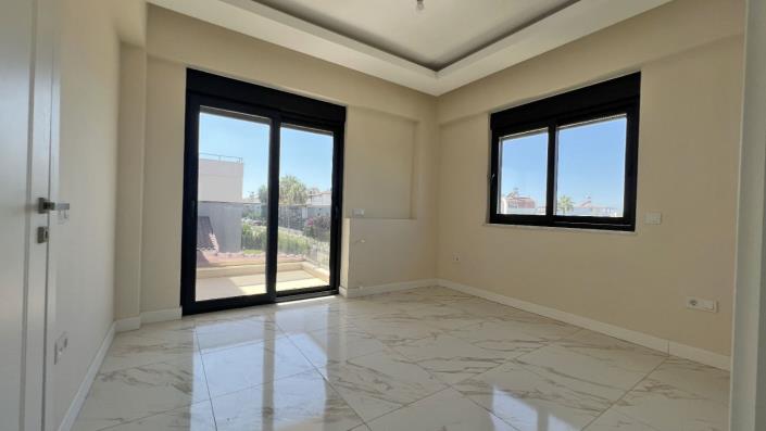 Image No.17-3 Bed Villa / Detached for sale