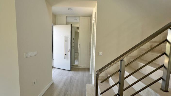 Image No.18-3 Bed Villa / Detached for sale