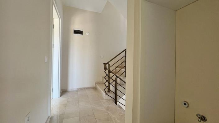 Image No.21-3 Bed Villa / Detached for sale