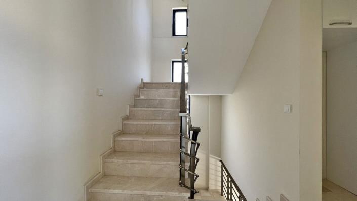 Image No.22-3 Bed Villa / Detached for sale